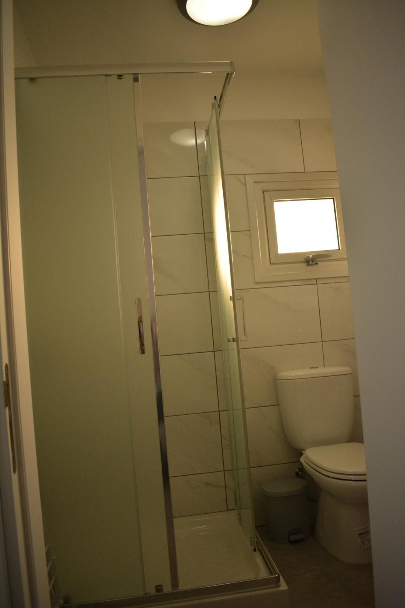 Green Bay Suites โปรทาราส ภายนอก รูปภาพ